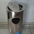 tempat-sampah-stainless