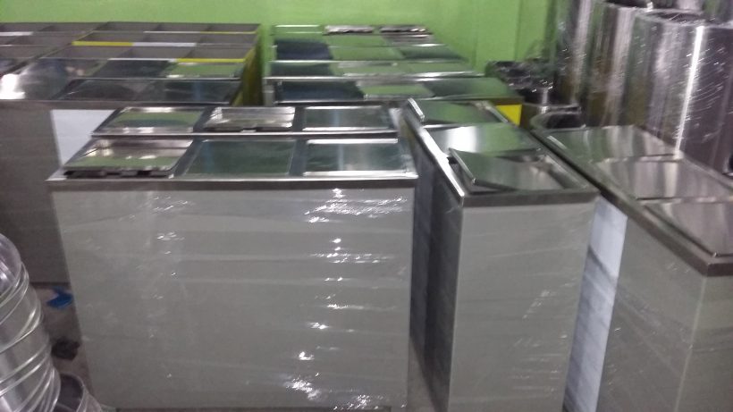 tempat sampah stainless