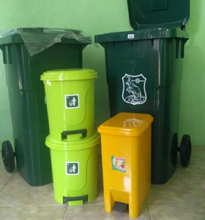 tong sampah roda 240 liter