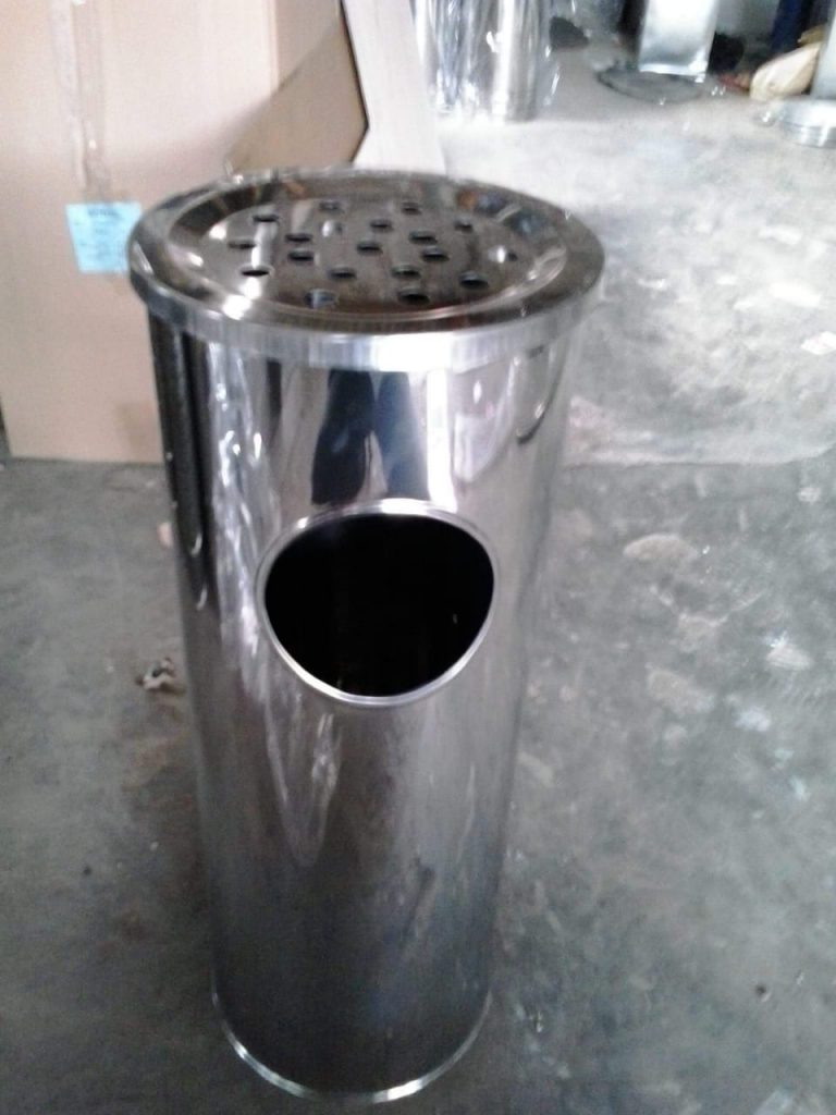 tempat sampah stainless tutup bolong