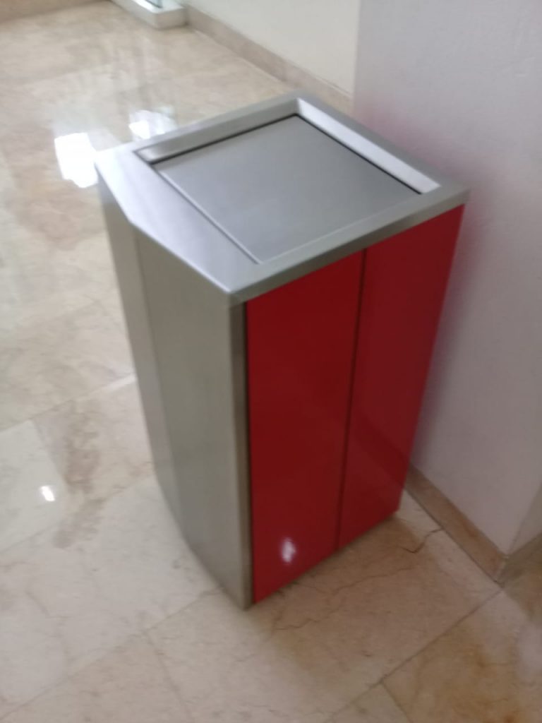 tempat sampah stainless terbaru